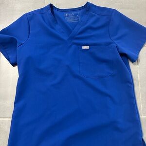 Figs Winning Blue Catarina Top size M